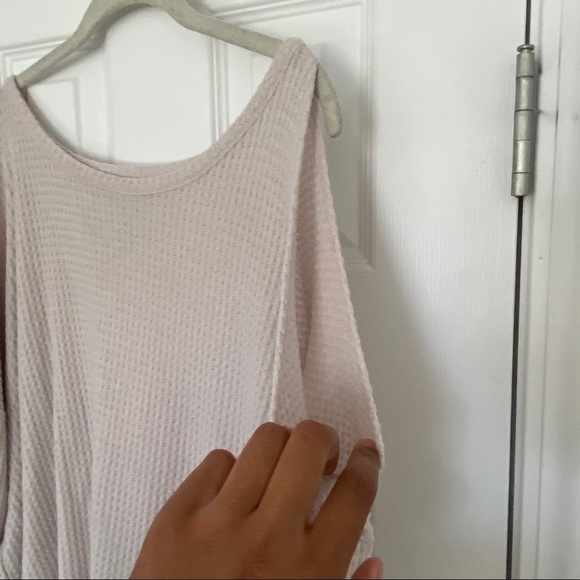 Cream sweater - Picture 2 of 2